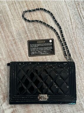 Chanel clutch wristlet patent leather